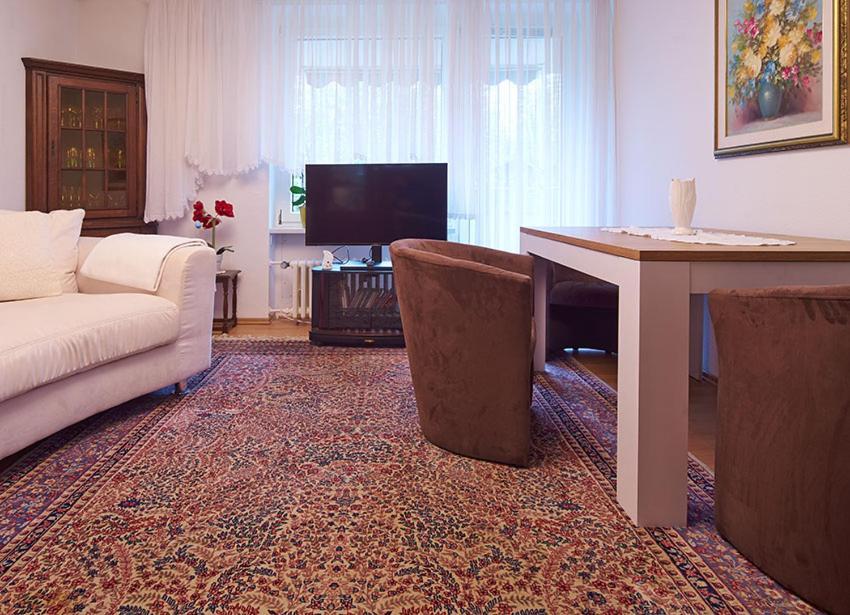 Komfort Ferienwohnung Bad Pyrmont Naehe Kurpark Buitenkant foto